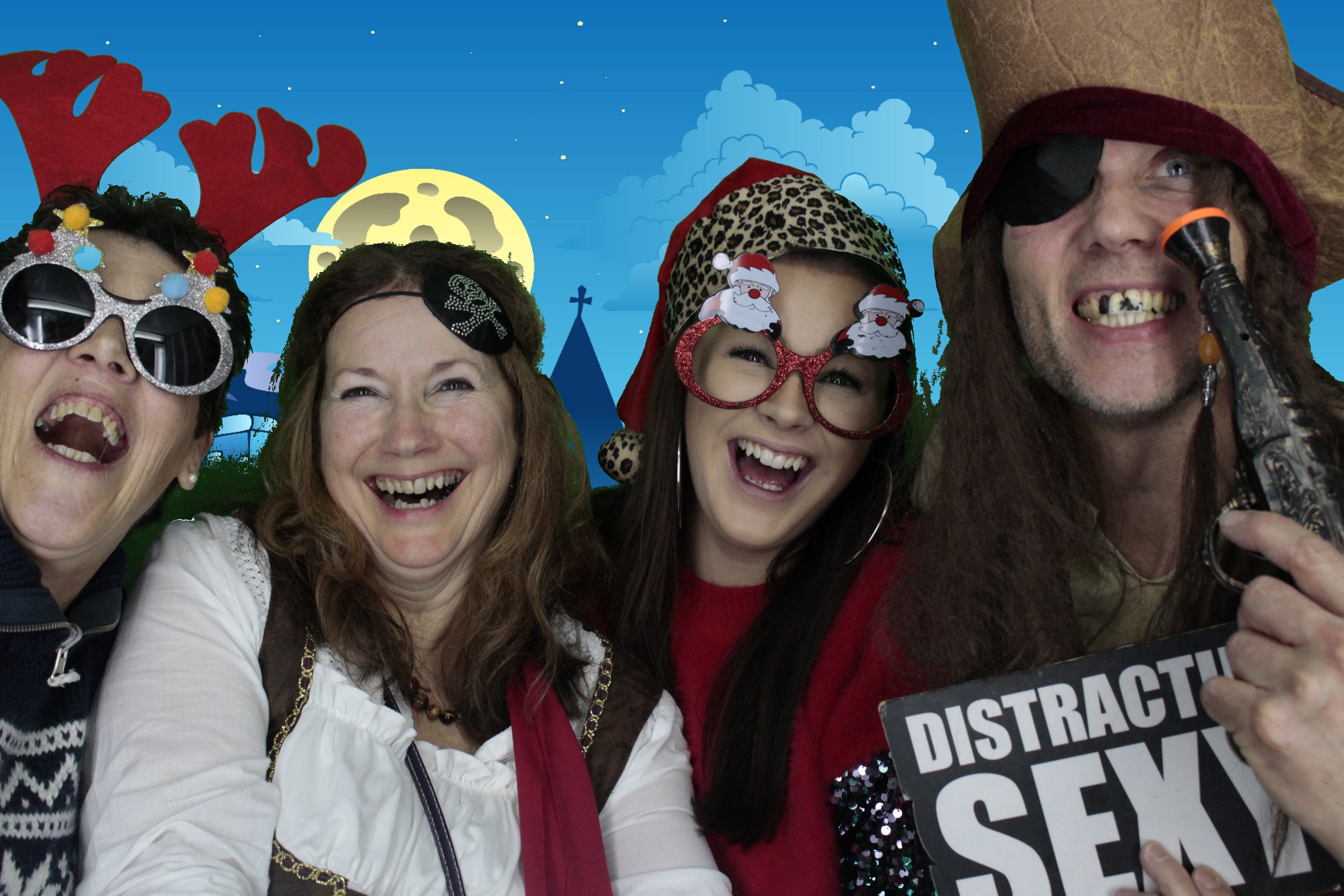 HMS Warrior Christmas Party  | View more photos from the event at gallery.myphotoboothexperience.co.uk/u/MyPhotoBoothExperienceLtd/HMS-Warrior-Christmas-Party